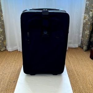 TUMI Alpha 2 International Expandable 2 Wheeled Carry On Luggage 22021D2